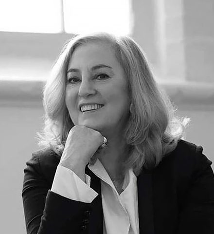 Vivienne Becker